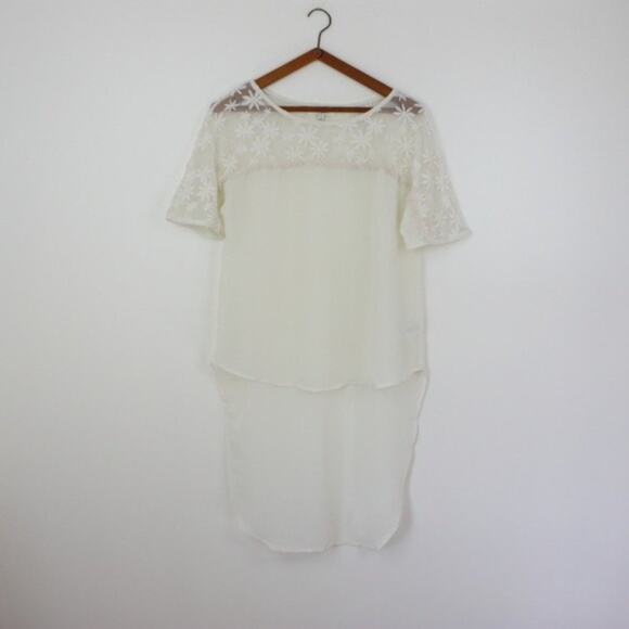 Umgee USA Top Women's Size Small Cream Sheer High-Low Daisy Boho Tunic - Picture 2 of 7